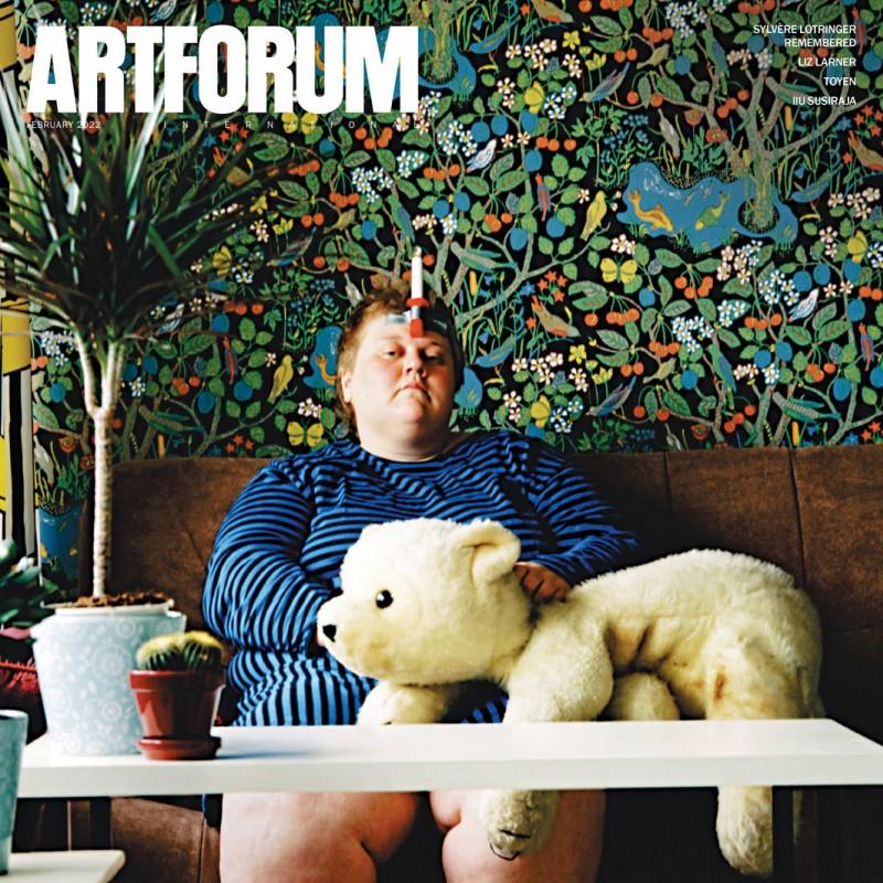 Art Forum International